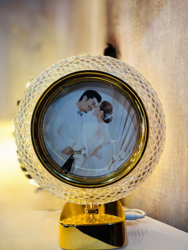 MAGIC MIRROR PHOTO FRAME